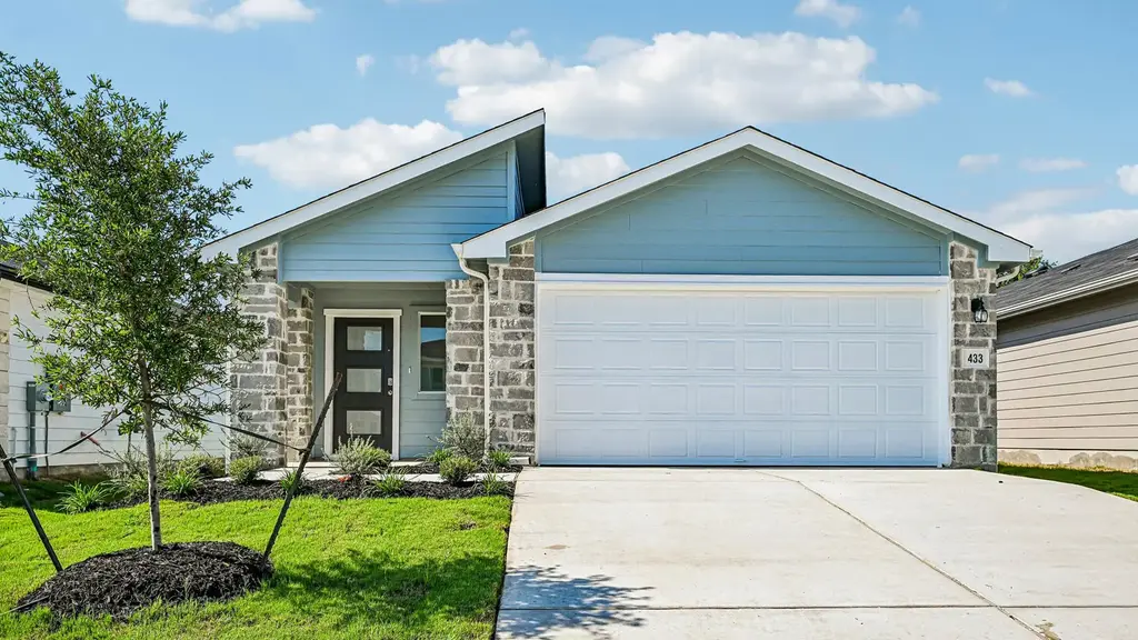 433 Mountain Pea Road, Kyle
