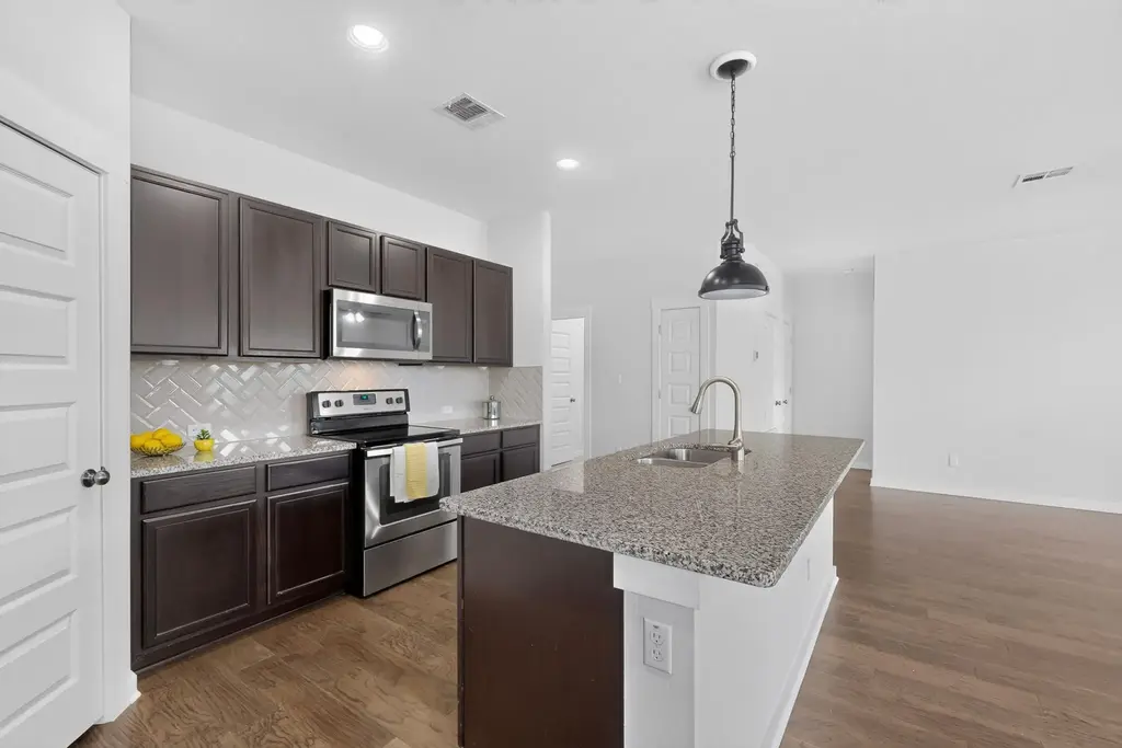 224 Trellis Boulevard, Leander