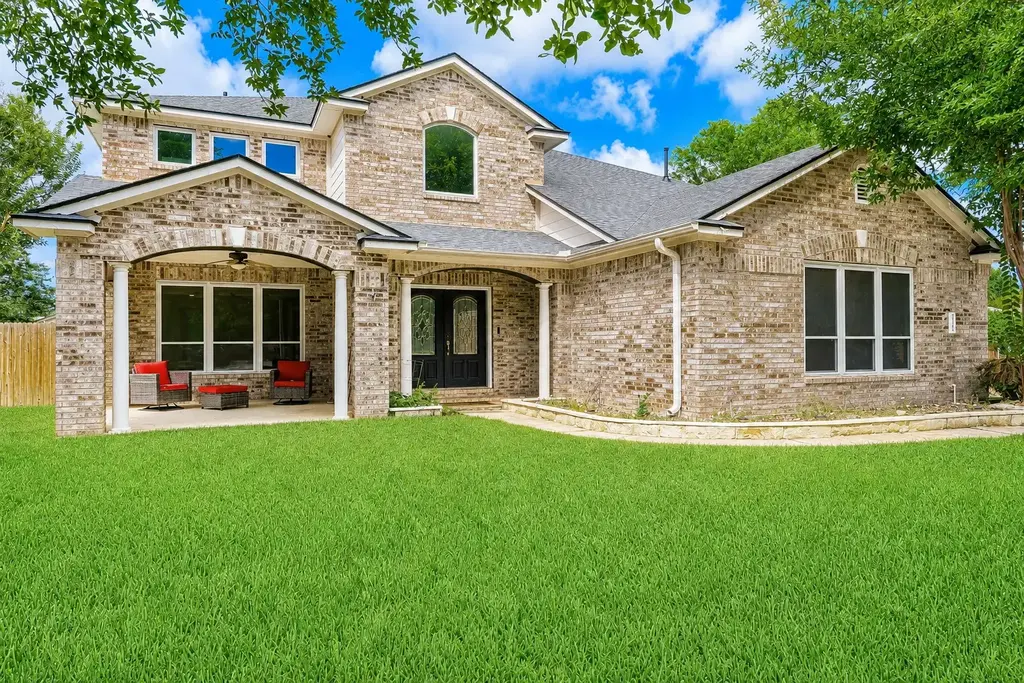 2304 Brittway Lane, Cedar Park
