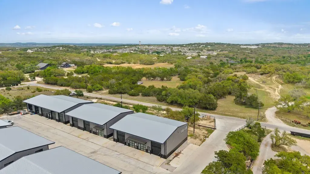 451 Farrell Road 101, Dripping Springs
