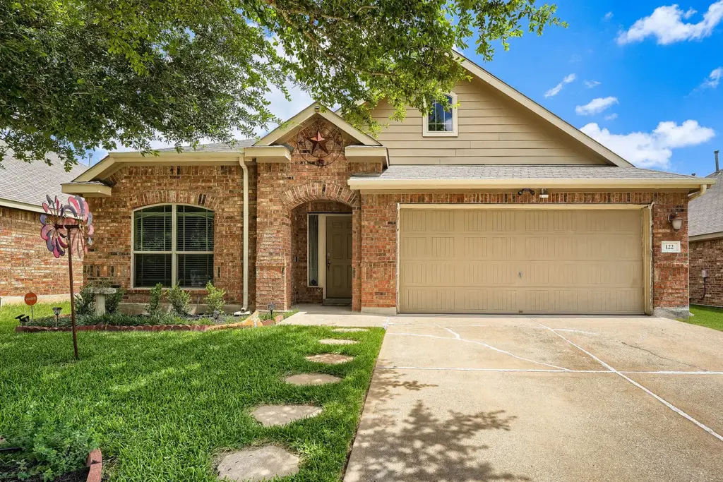122 Sandstone Trail, Buda