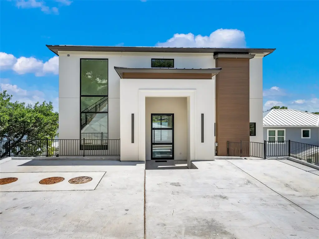 156 Skyline Drive, Llano