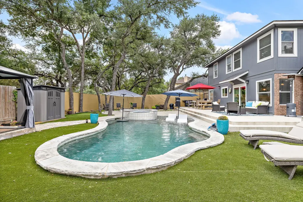 105 Bluejack Place, Cedar Park