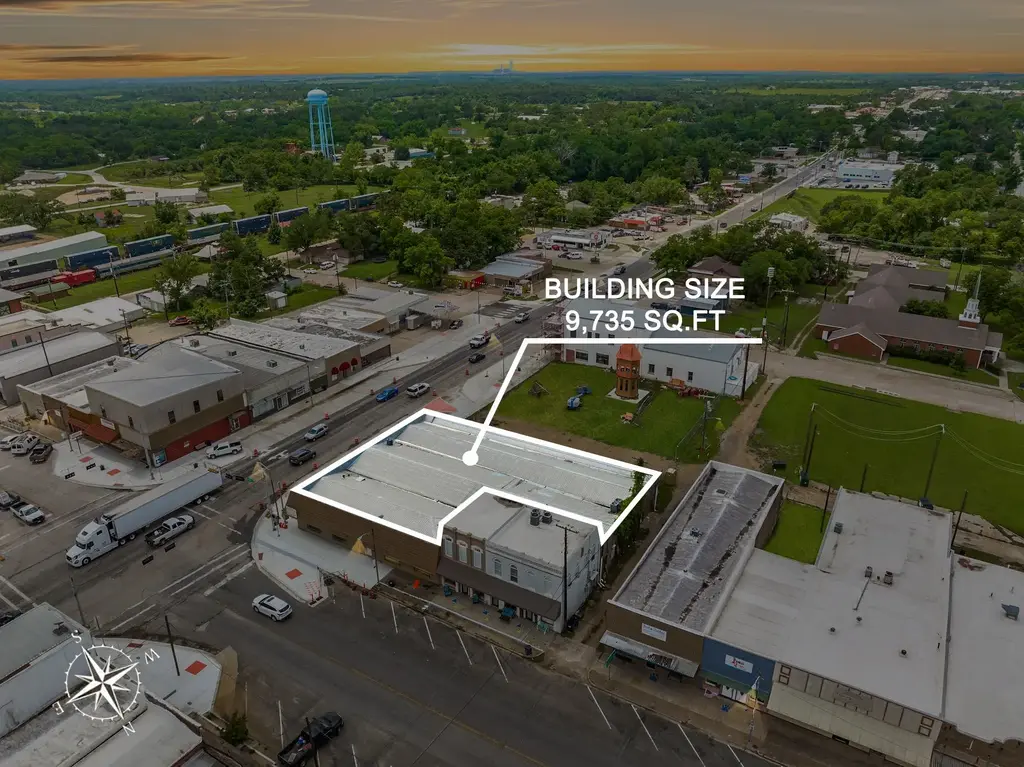 106 W Cameron Avenue, Rockdale