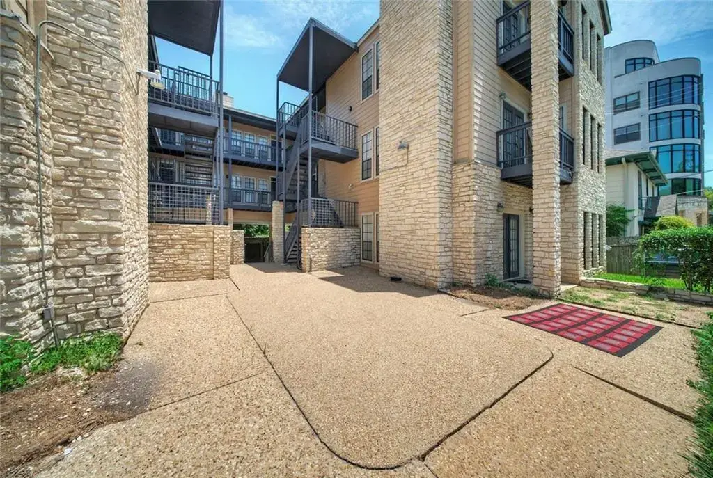 711 W 21st Street 205, Austin