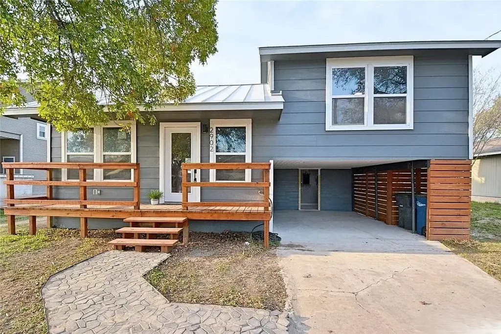 2902 Katy Street, New Braunfels