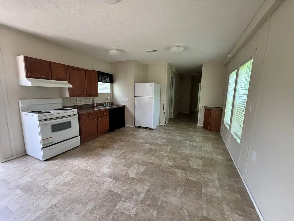 3616 W Nugent Avenue 6, Temple
