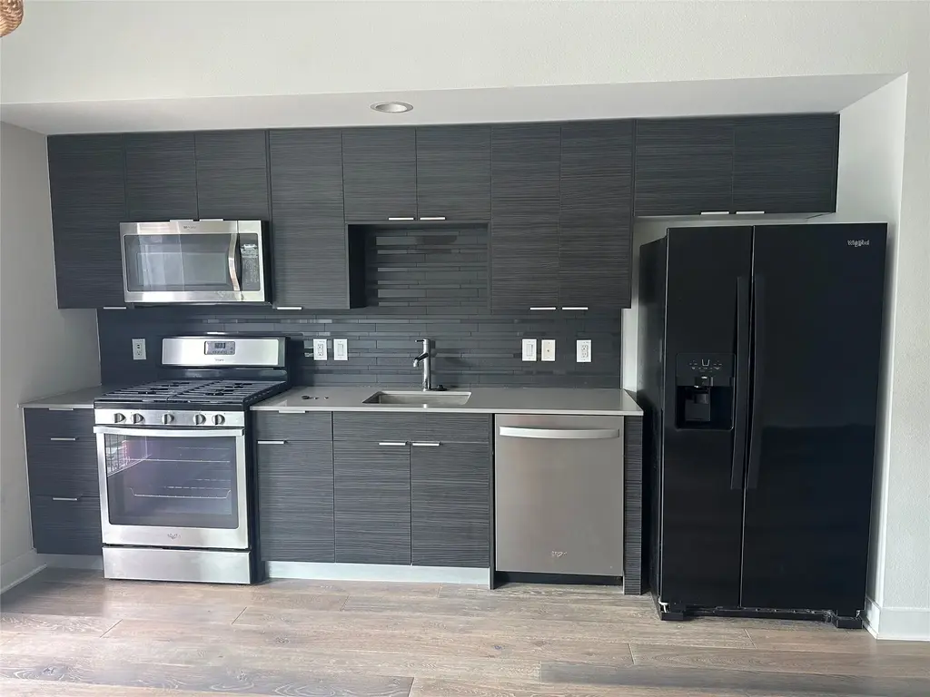 1800 E 4th Street 321, Austin