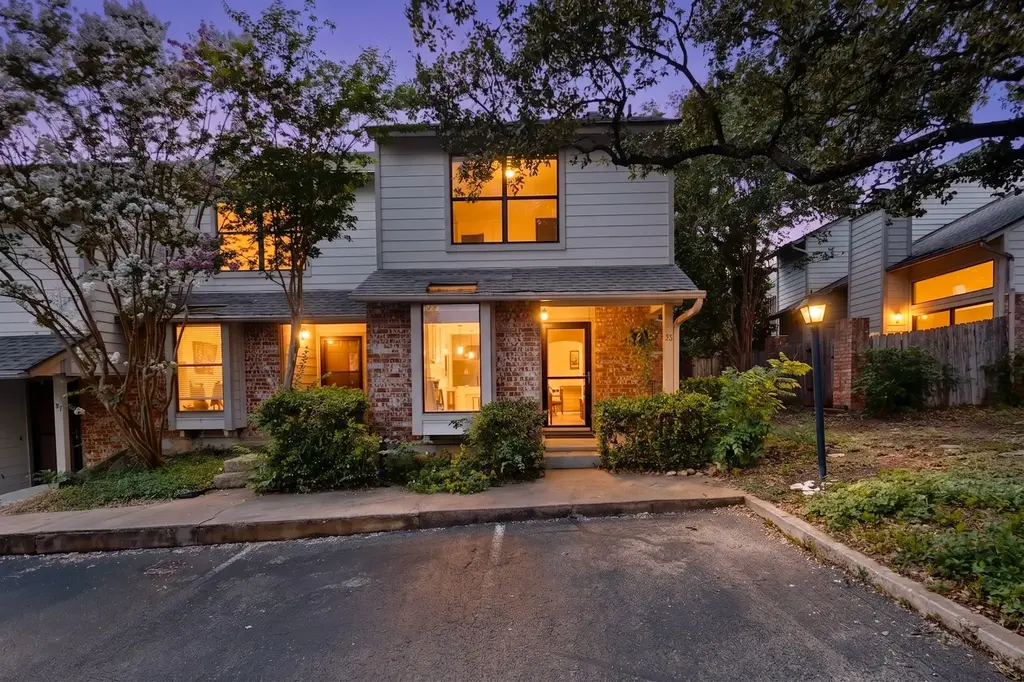 3801 Menchaca Road 25, Austin