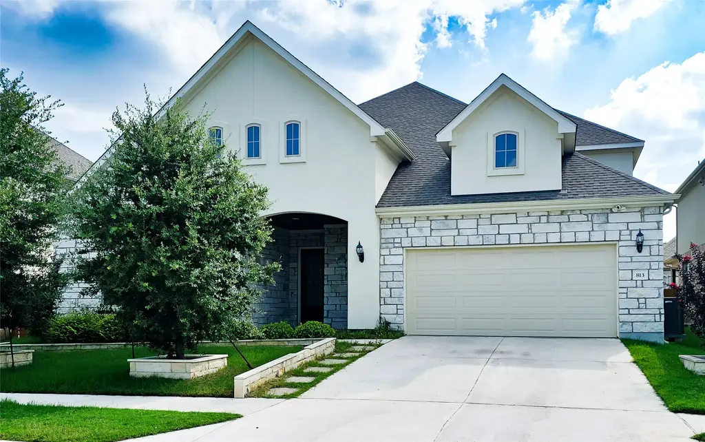 813 Sunny Ridge Drive, Leander