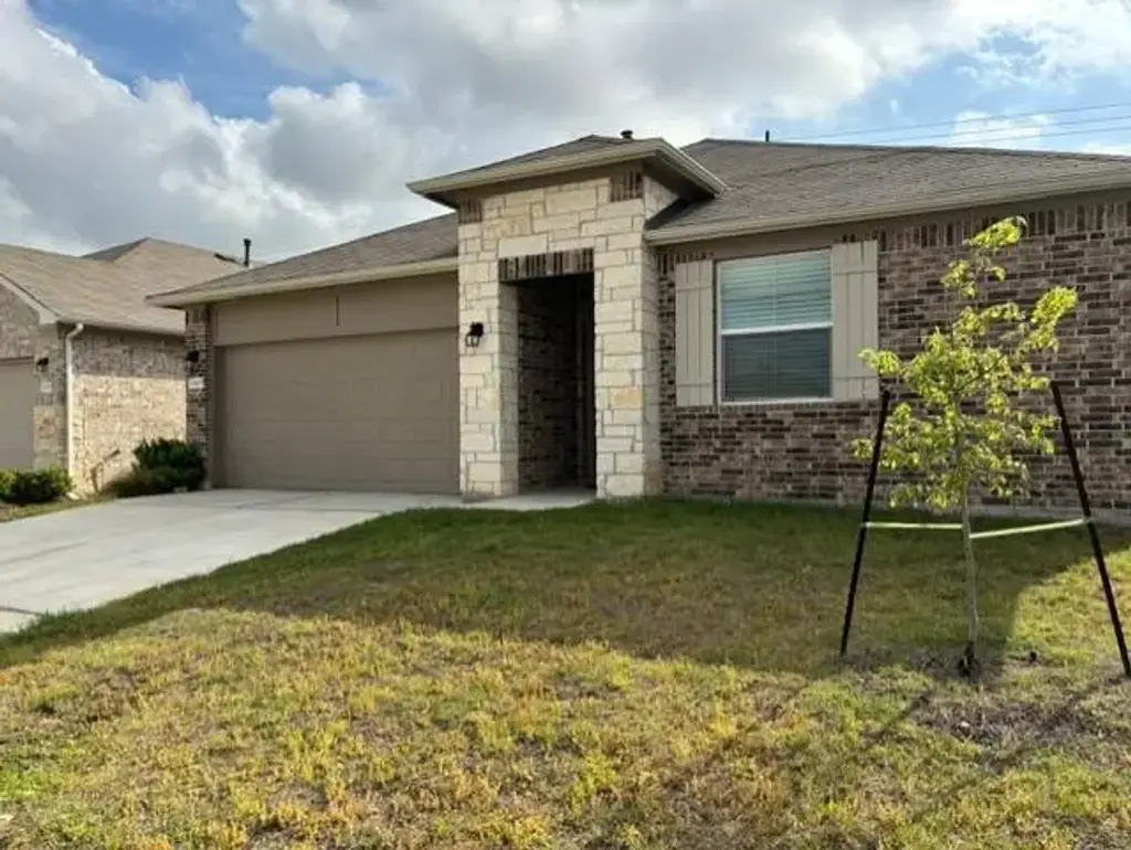 10925 Defender Trail, Austin