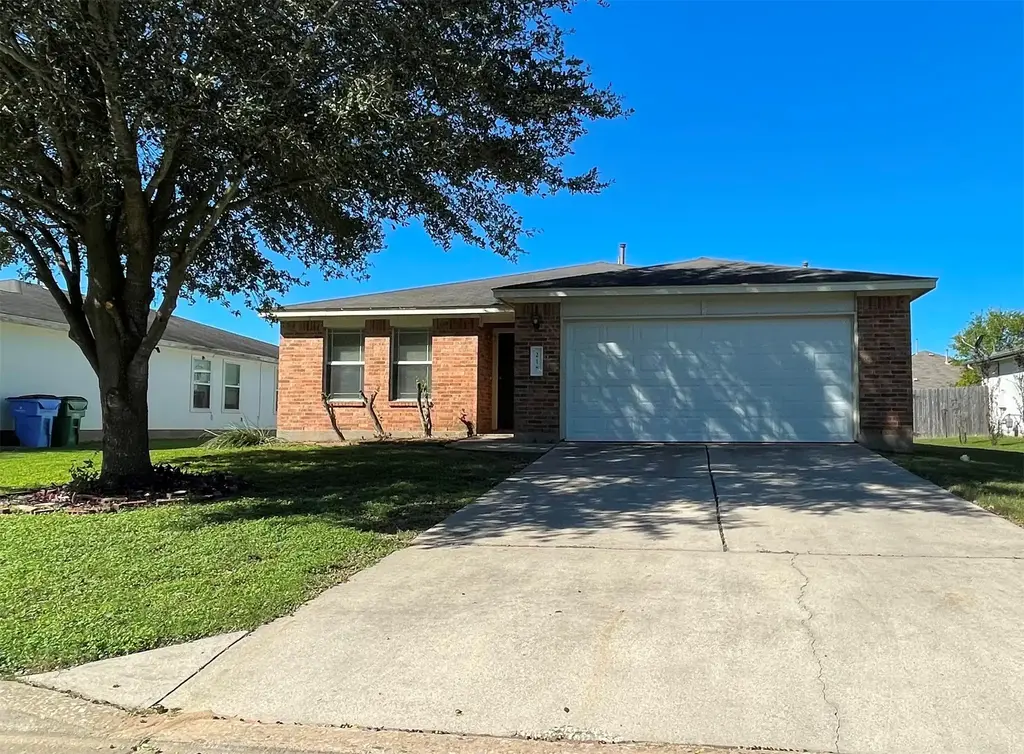 218 Jennifer Lane, Bastrop