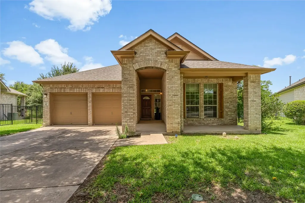 738 Bent Wood Place, Round Rock