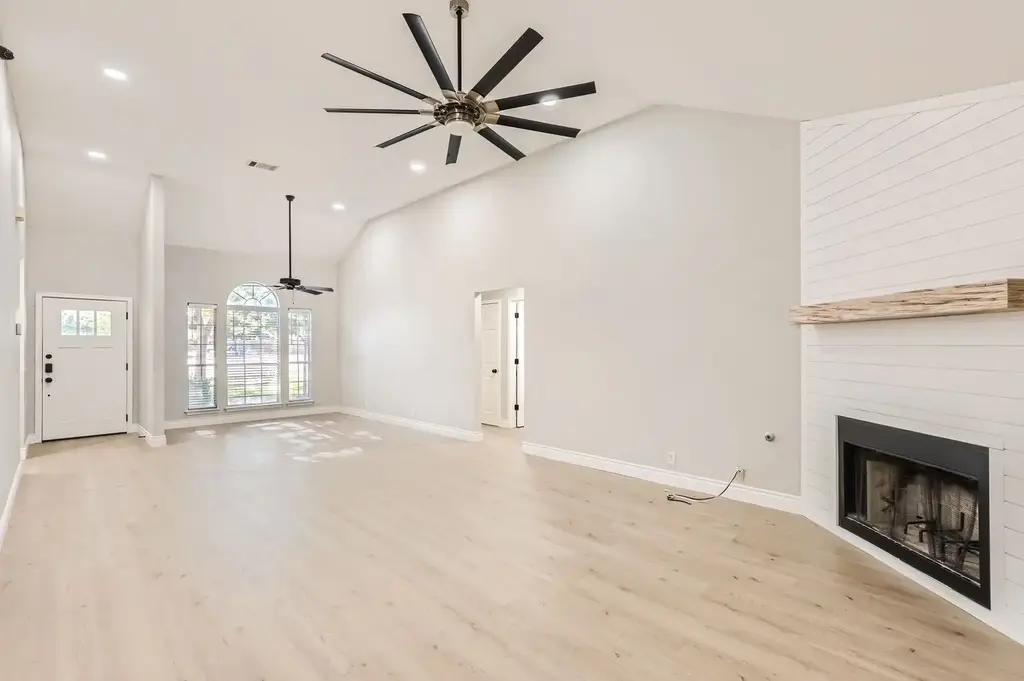 201 Orchard Way, Hutto