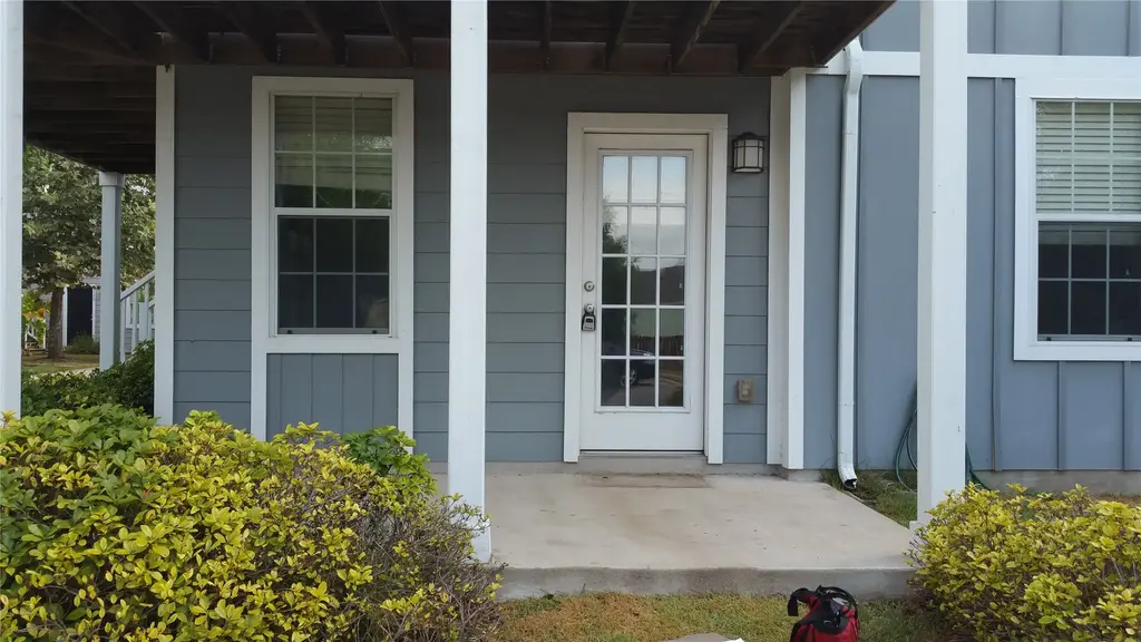 110 Trestle Tree C, San Marcos