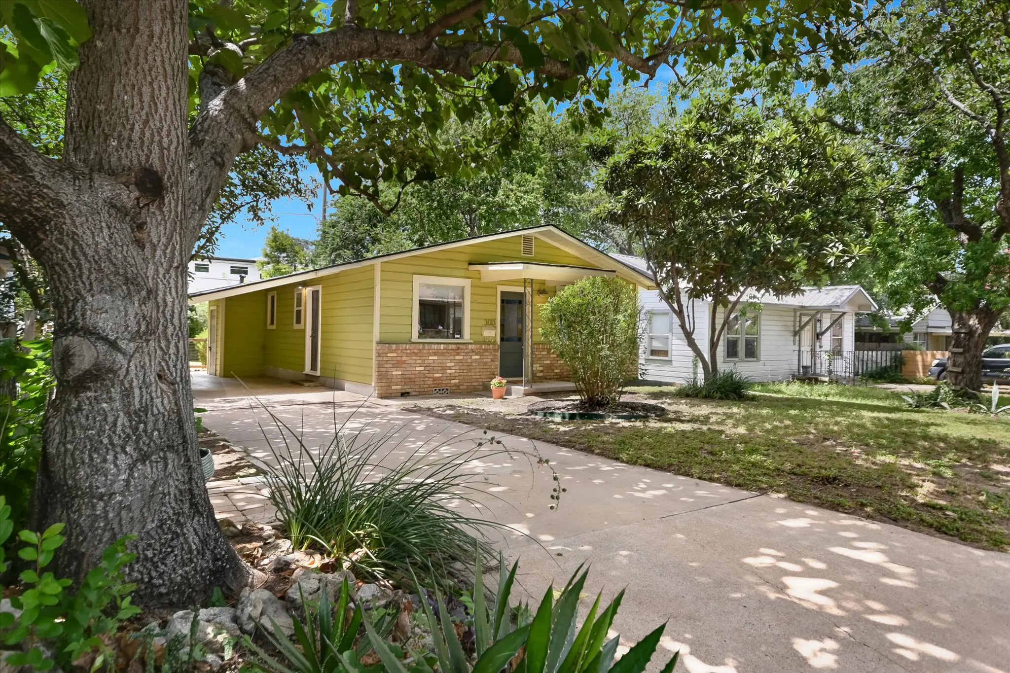 Photo of Listing #8180645