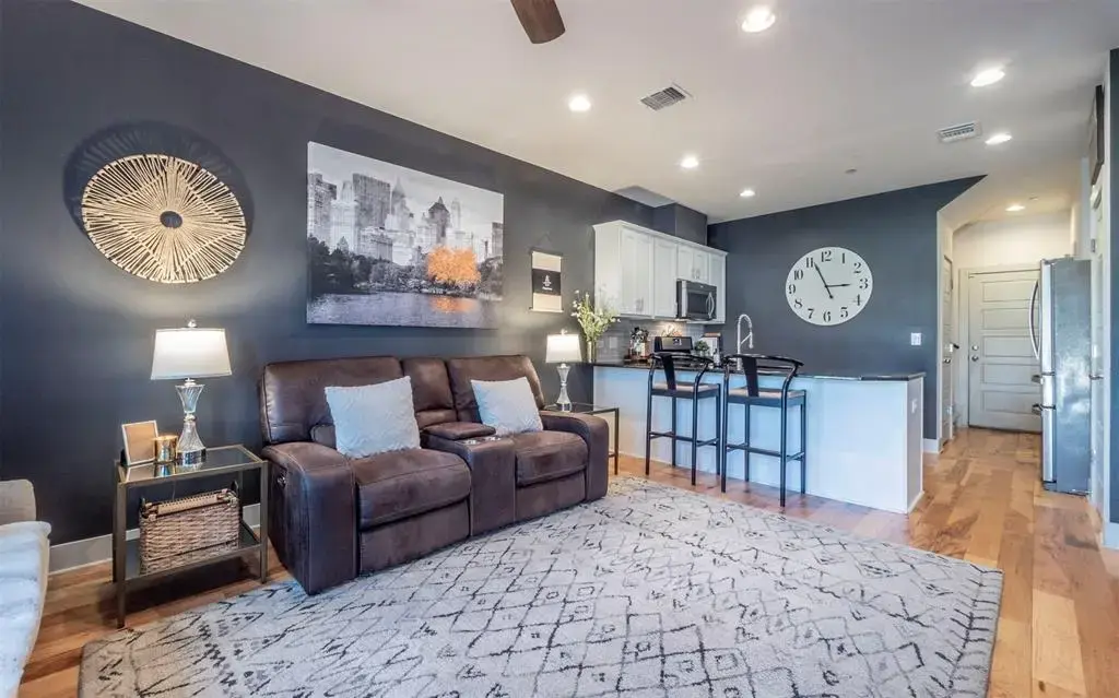 2101 Town Centre Drive 1907, Round Rock