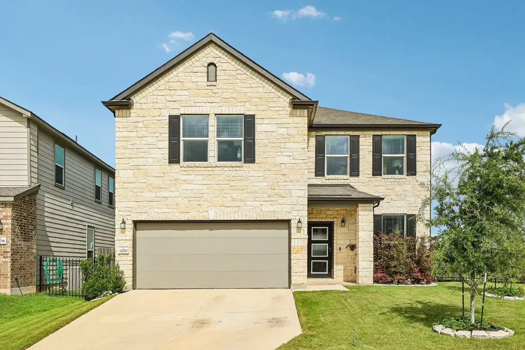 12720 Oxford Vineyard Lane, Manor