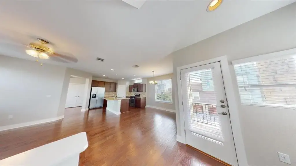 2021 Geniveive Lane 288c, Austin
