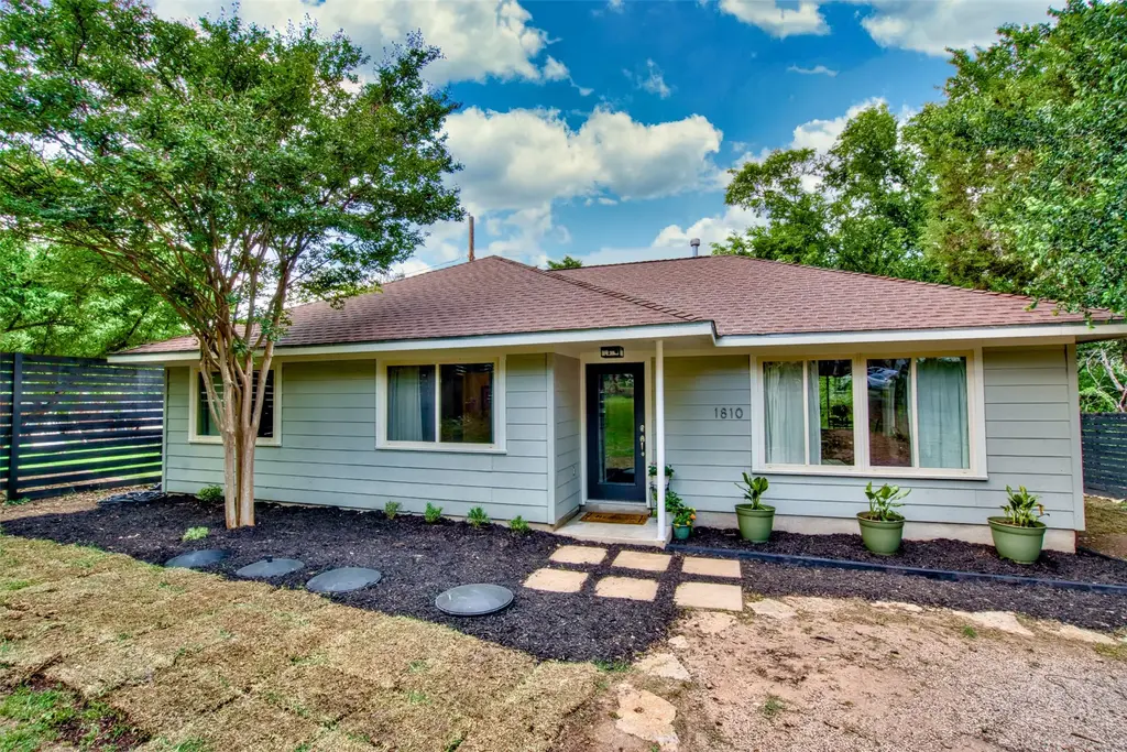 1810 Quanah Parker Trail, Austin