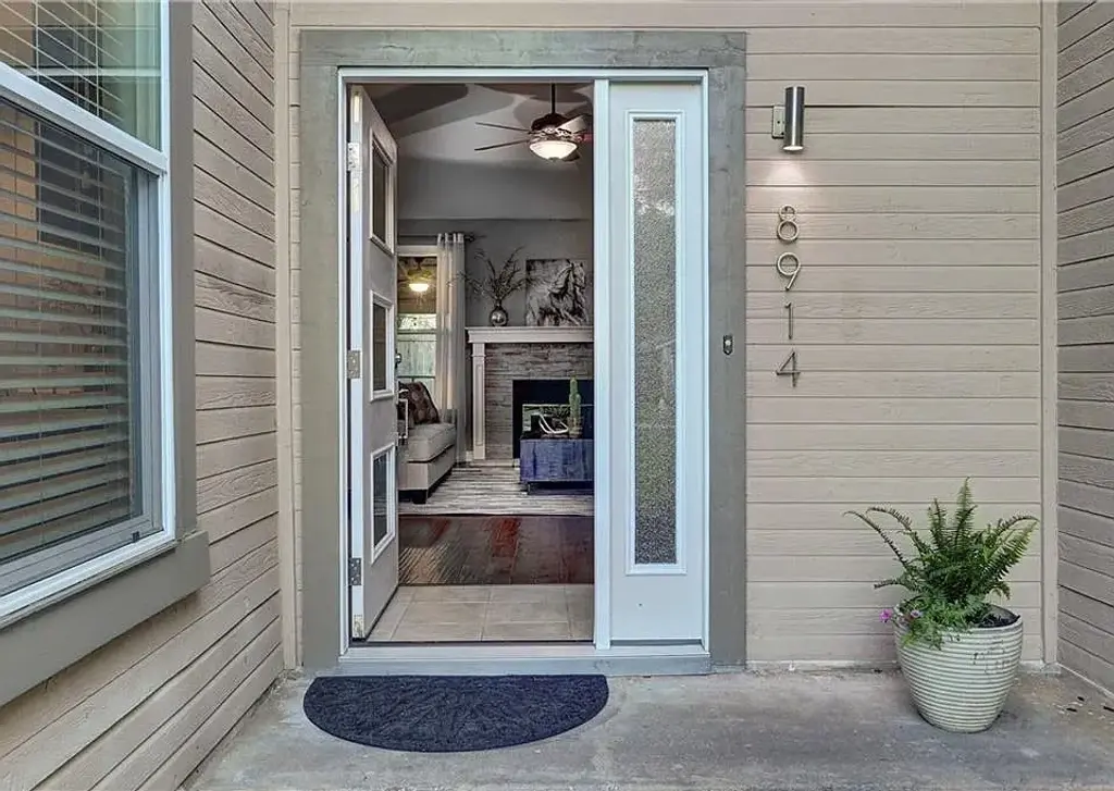 8914 Bridgewood Trail, Austin