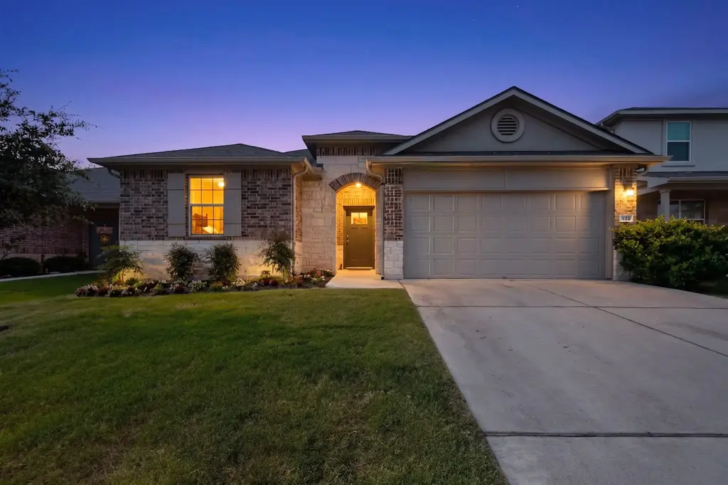 129 Brunnen Way, Georgetown