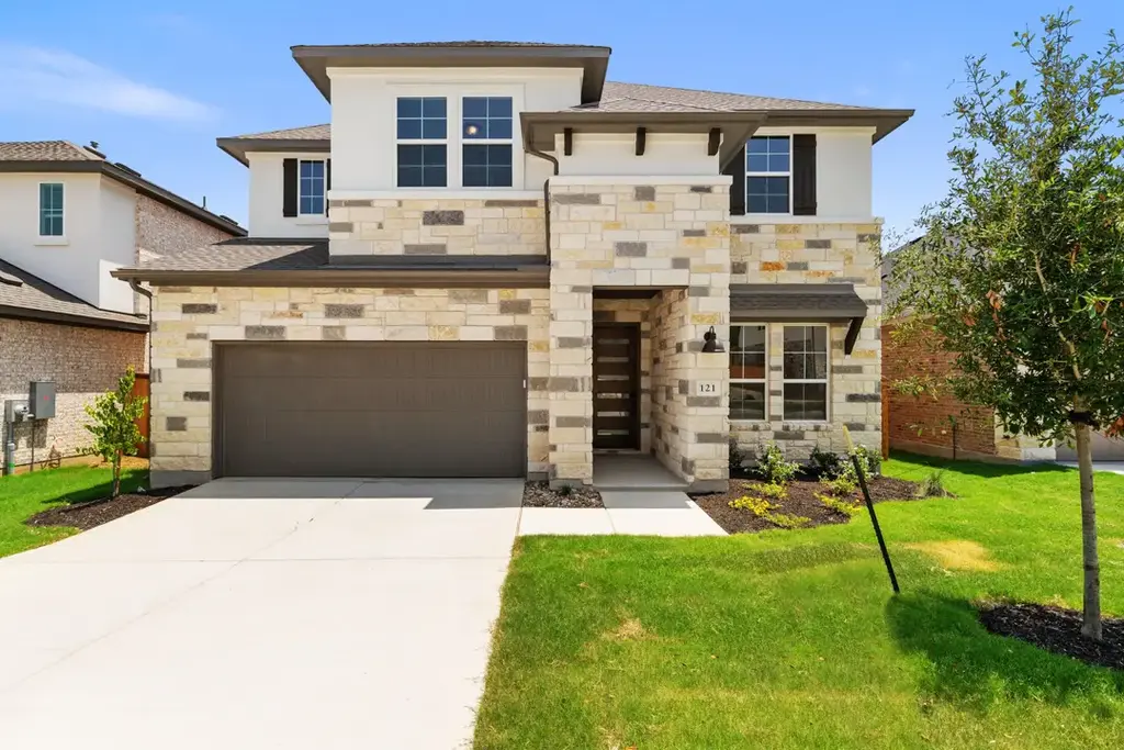 121 Bishop Wood Road, Dripping Springs