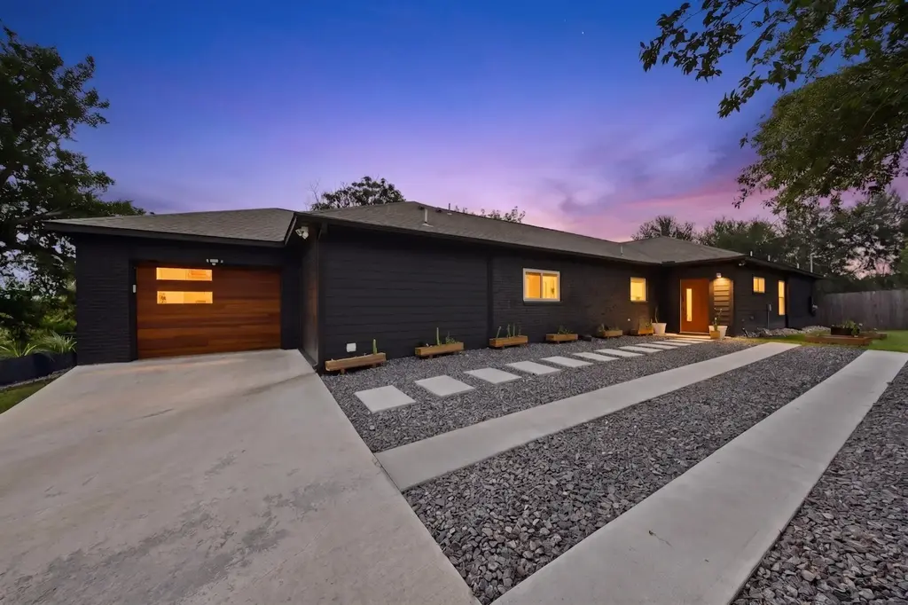 3305 Hycreek Drive, Austin