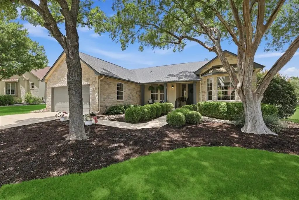 105 Mountain Laurel Way, Georgetown