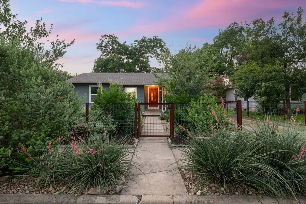 5802 Chesterfield Avenue, Austin