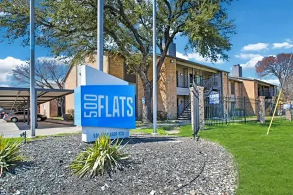 500 E Loop 820 1710, Fort Worth