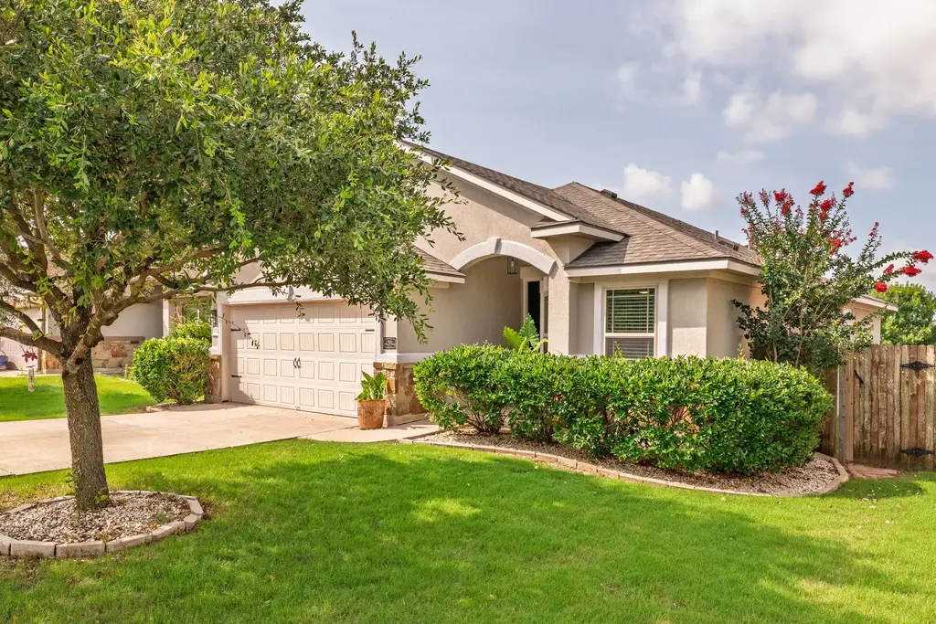 17125 Boecher Lane 16, Pflugerville