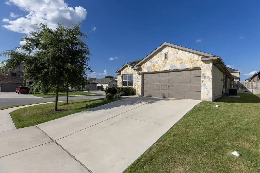 6045 Teodoro Bend, Round Rock