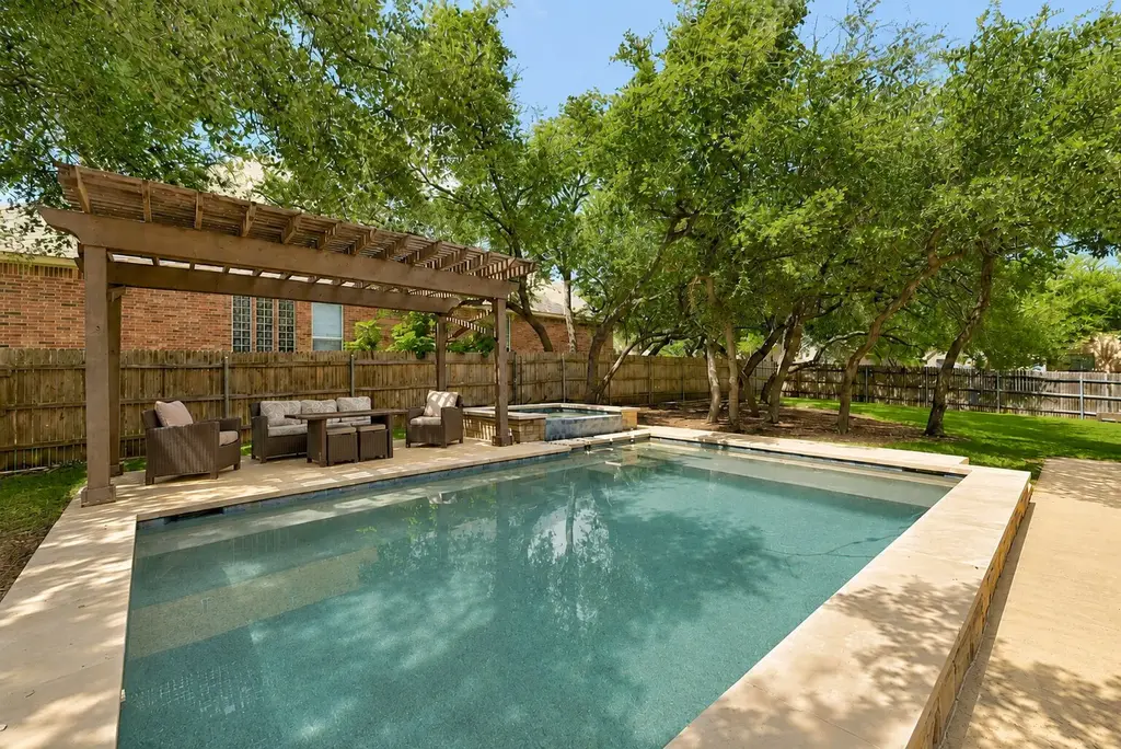 1385 Pine Forest Circle, Round Rock
