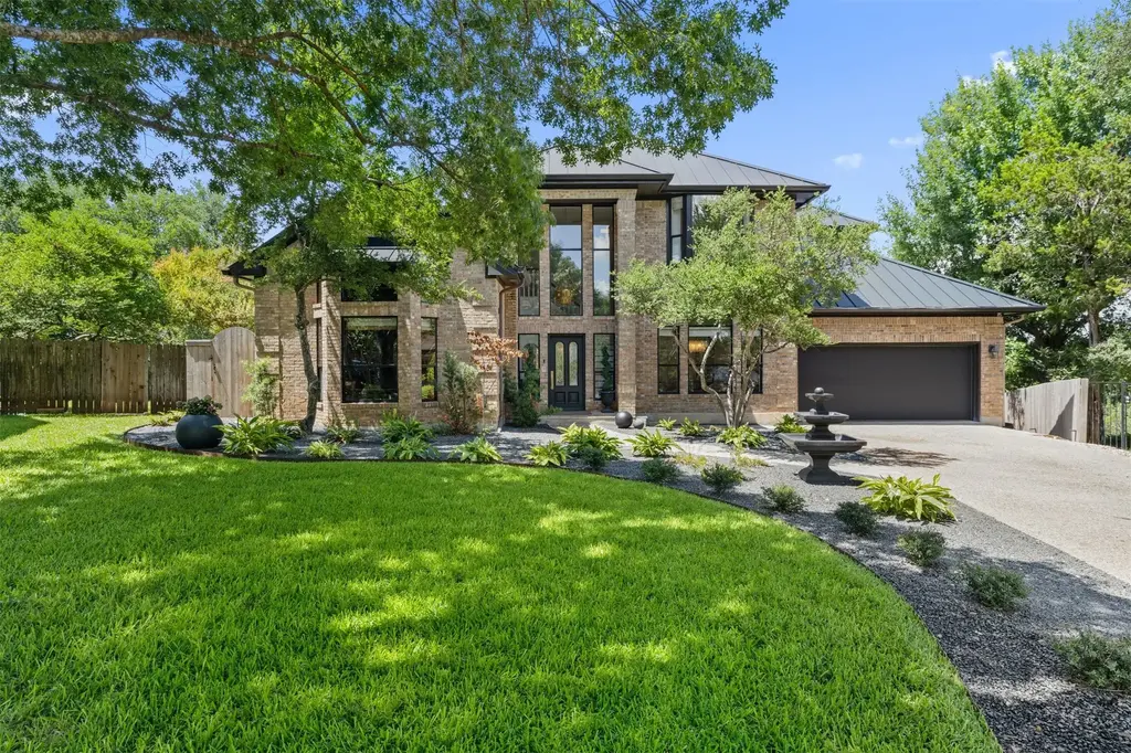 7402 Blue Beach Cove, Austin
