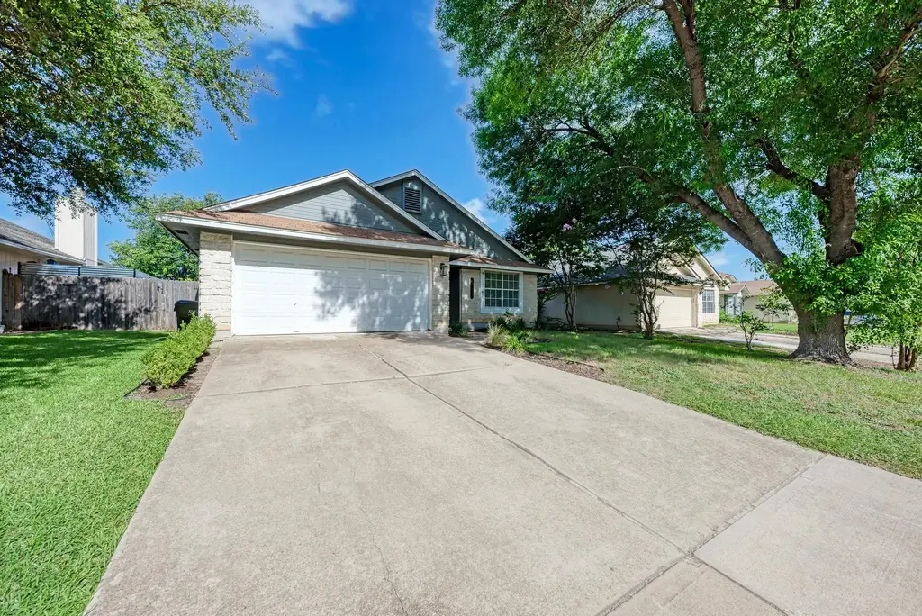 2022 Balsam Way, Round Rock