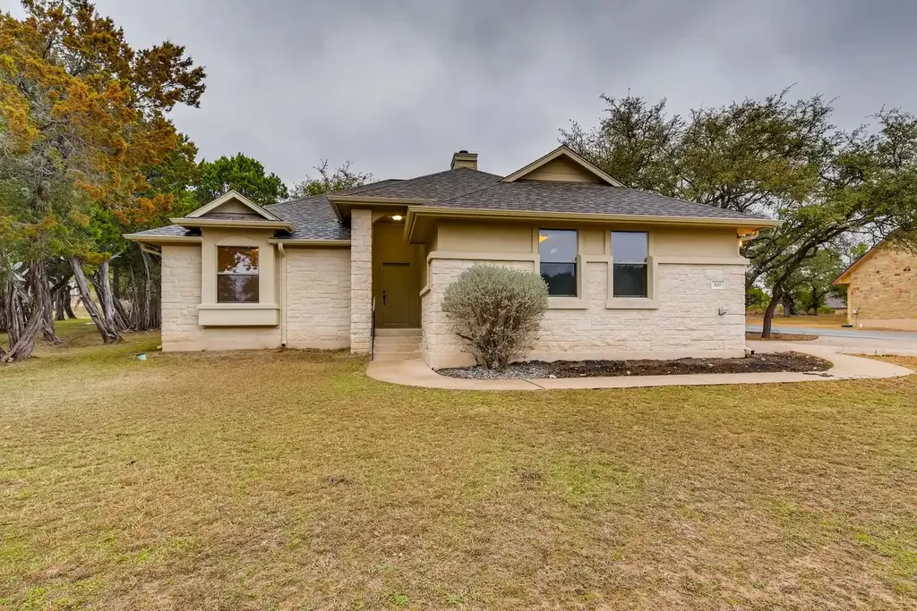 300 S Venture Boulevard S, Lago Vista
