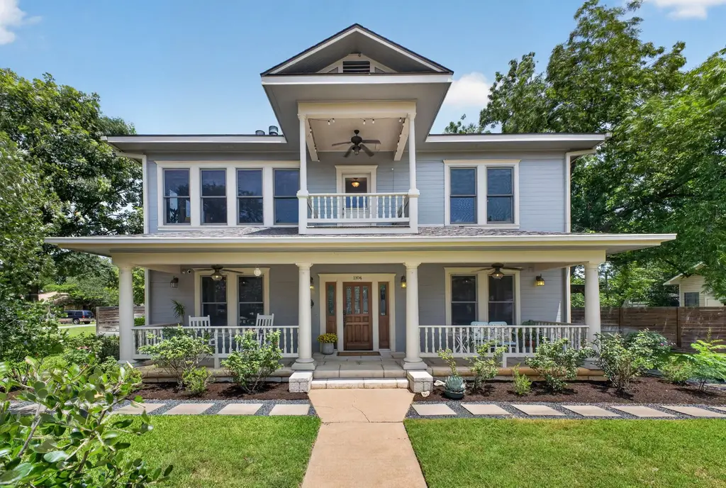 1104 E Liberty Avenue, Round Rock
