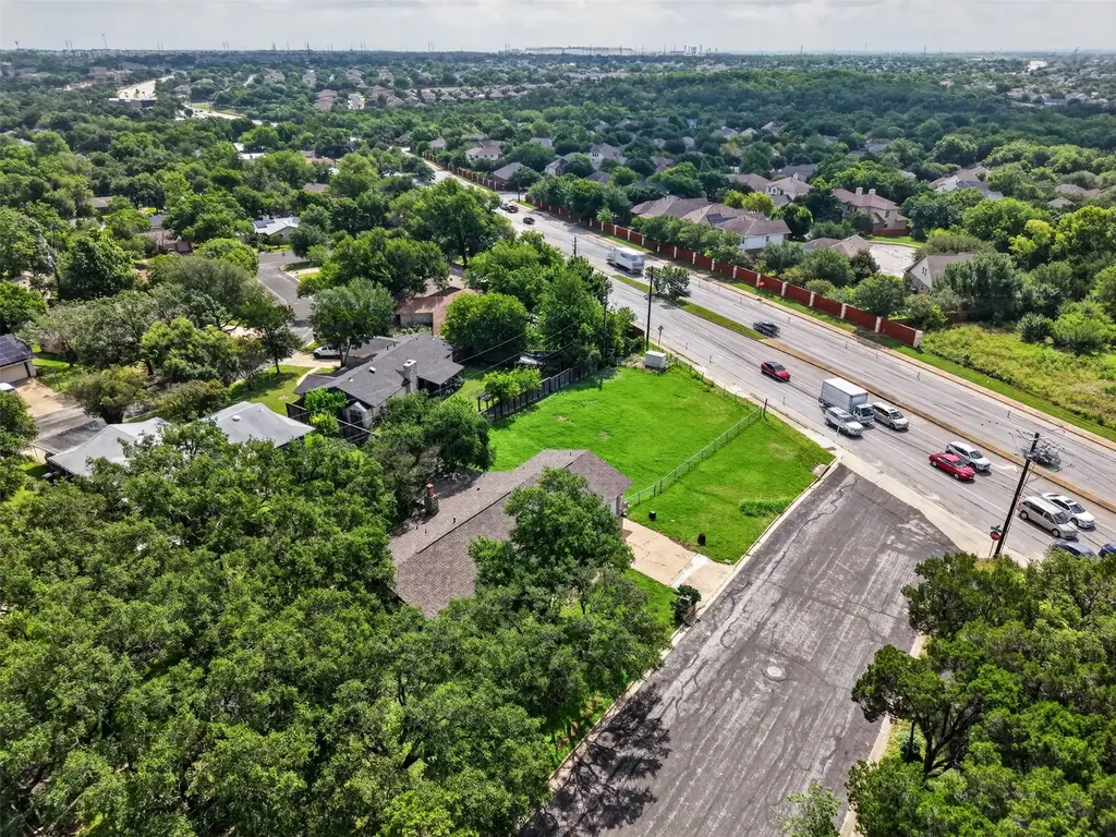 1308 May Drive, Austin