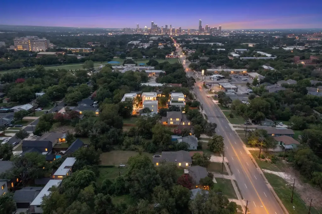 4502 S 1st Street, Austin