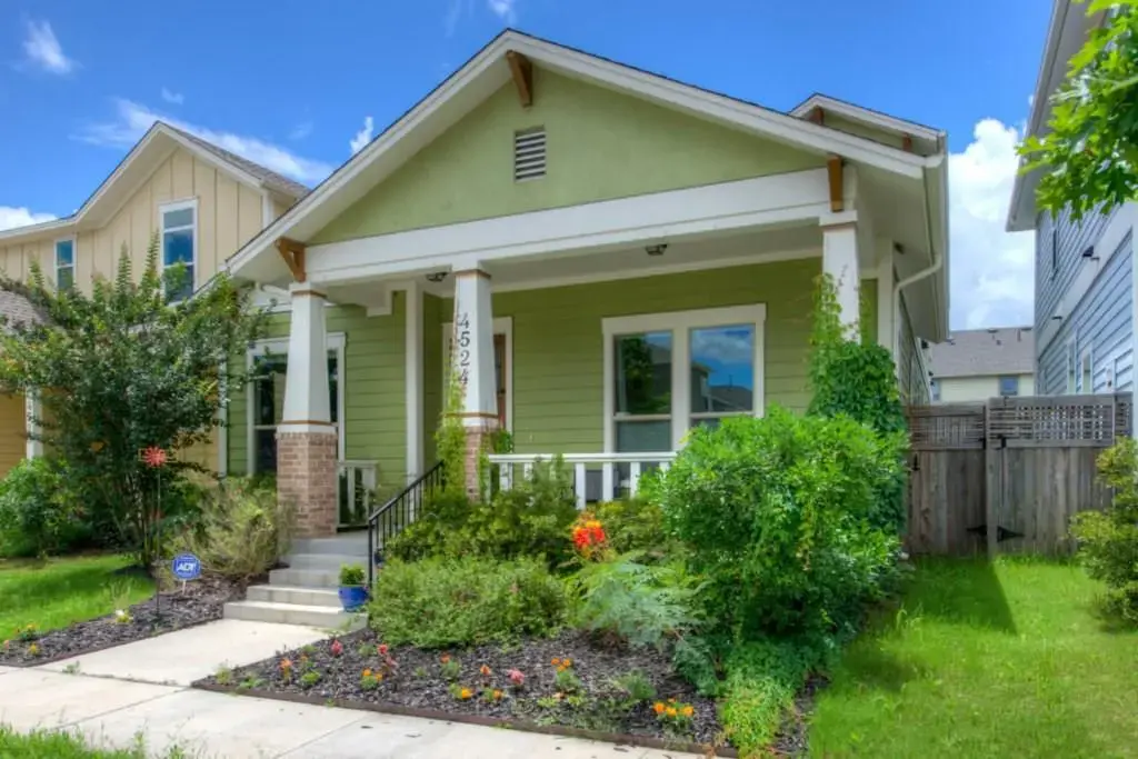 4524 Ruiz Street, Austin