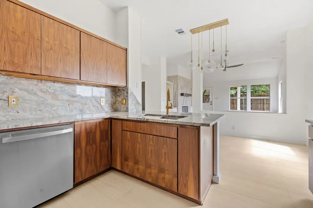1000 Woodview Drive, Georgetown