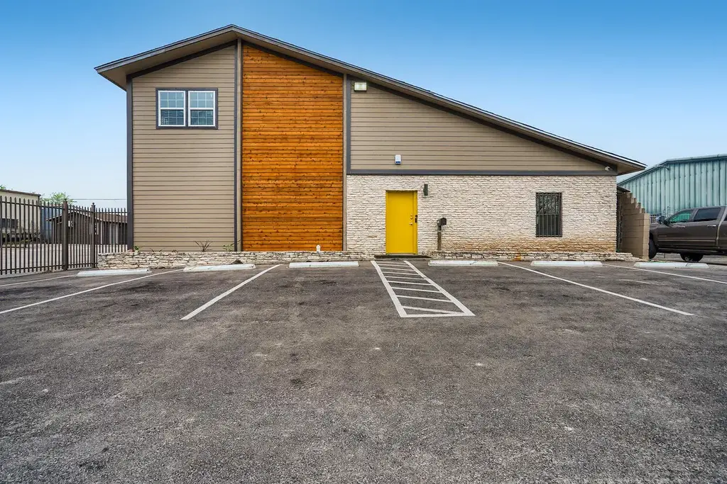11204 Bluff Bend Drive, Austin