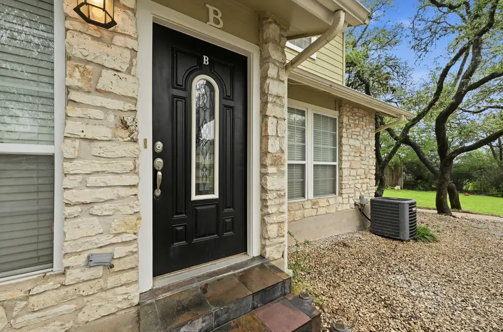 1504b Allen Road, Austin