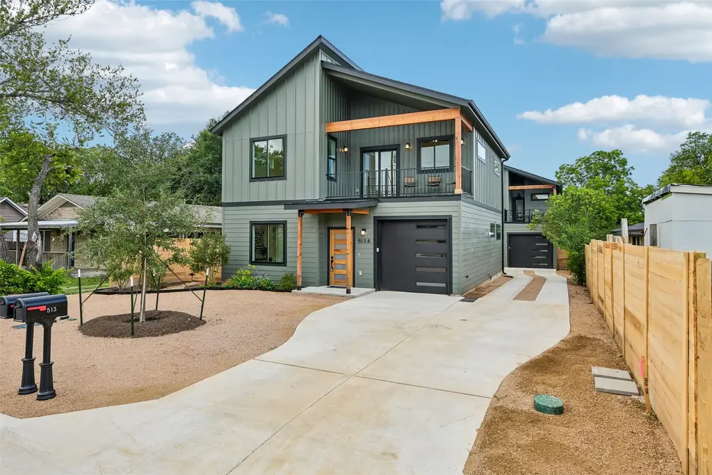 513 W Odell Street A, Austin