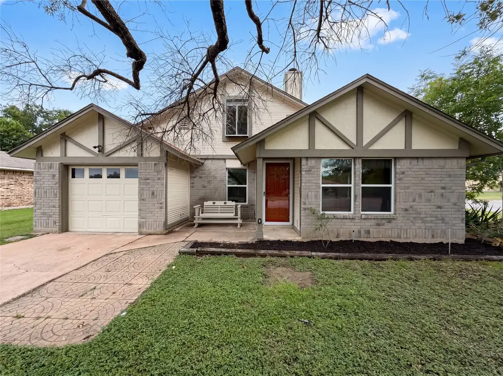 1301 Pitcairn Drive, Pflugerville