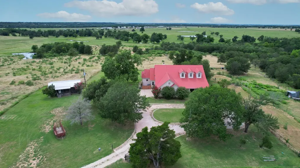 948 Upper Elgin River Road, Elgin