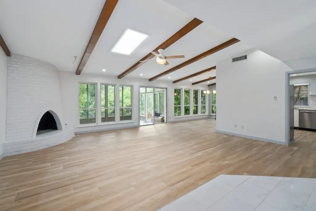 11651 River Oaks Trail, Austin
