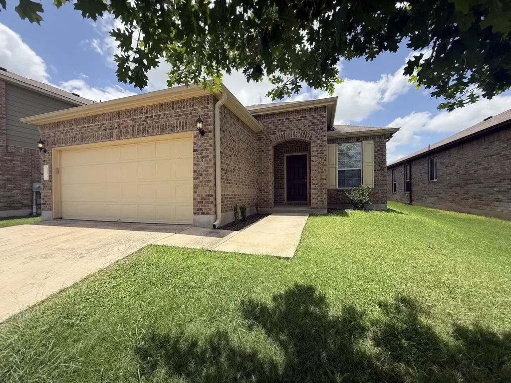 130 Sundown Avenue, Buda