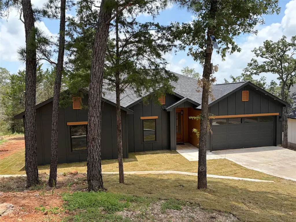 165 Lamaloa Lane, Bastrop